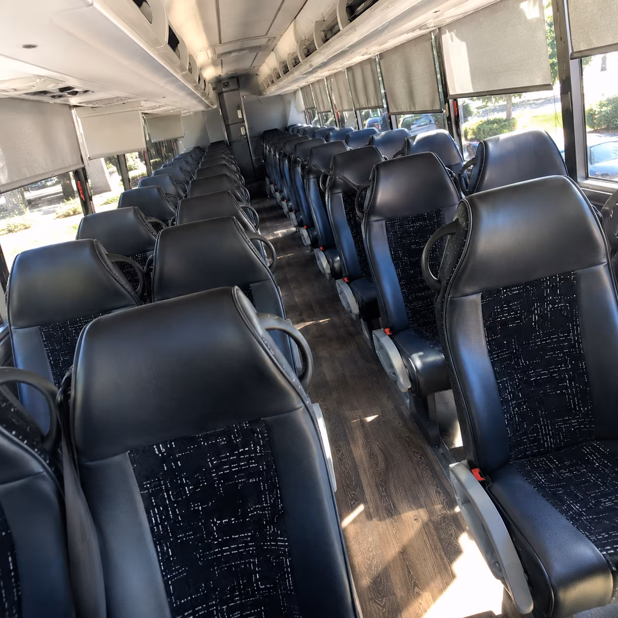 charter buses for sioux falls school district high school visits and college tours